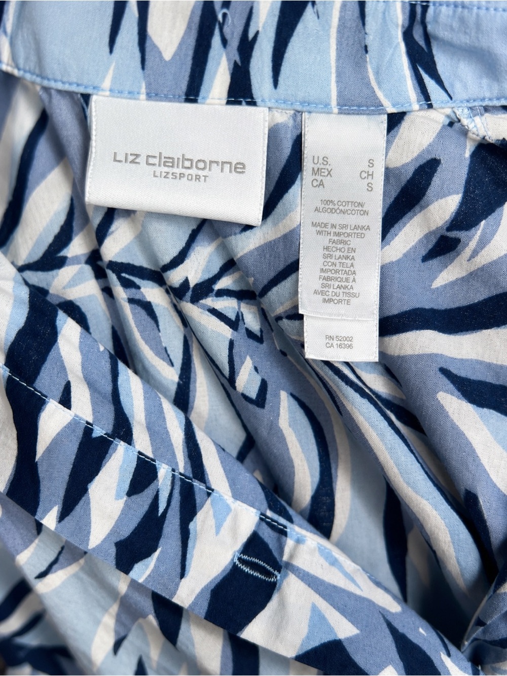 Liz Claiborne Blue Tropical Leaf Print Button-Front Blouse Size S - Picture 6 of 6